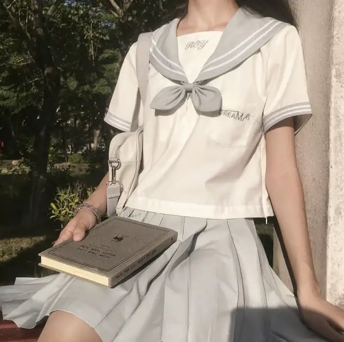 康纳斯的战争 海报
